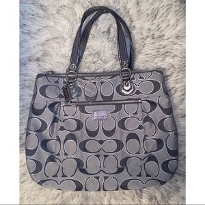 🔝NWOT🔝 COACH Monogram Purse - Pristine Condition